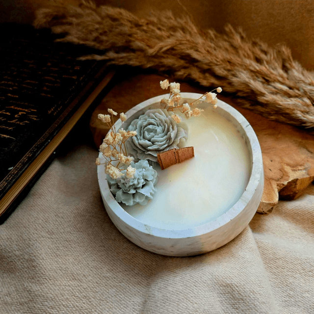 Mini corbeille bougie florale 150gr